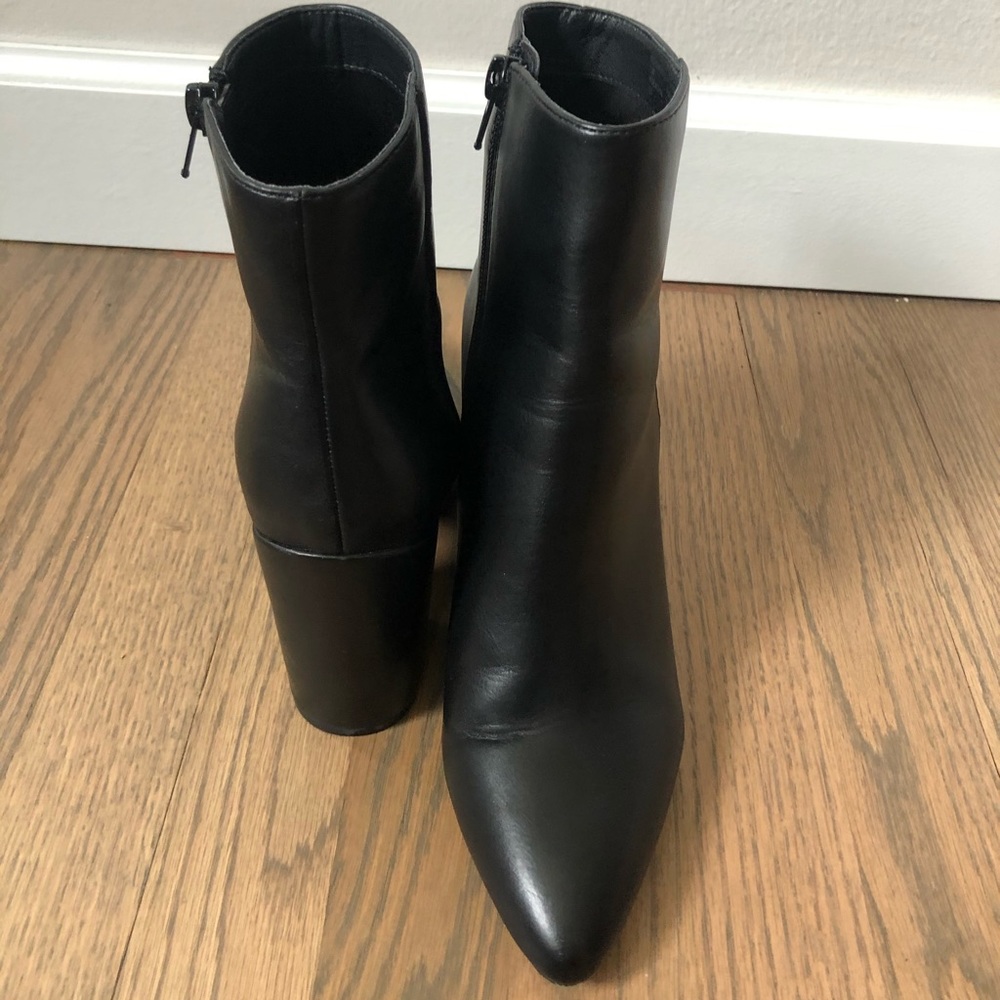 Madden Girl Black Leather Heeled Boots